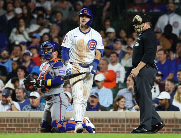 Cubs third baseman Matt Shaw heads to the dugout after striking out against the Mets in the seventh inning at Wrigley Field on Sept. 25, 2025, in Chicago. (John J. Kim/Chicago Tribune)