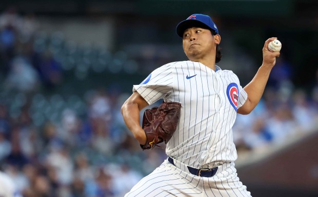 Chicago Cubs starting pitcher Shota Imanaga delivers to the Atlanta Braves in the first inning of a game at Wrigley Field in Chicago on Sept. 2, 2025. (Chris Sweda/Chicago Tribune)