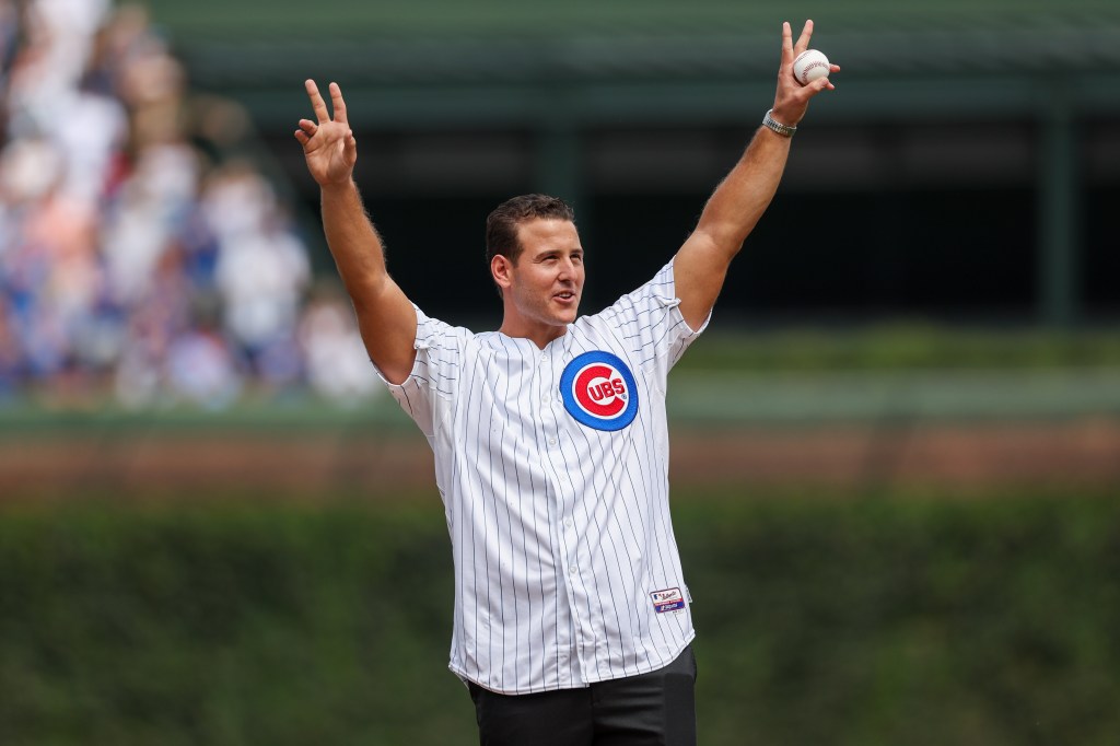 Chicago Cubs honor Anthony Rizzo at Wrigley Field