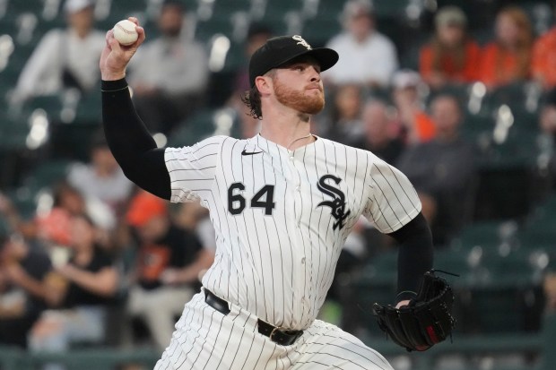 Chicago White Sox starting pitcher Shane Smith throws against the Baltimore Orioles during the first inning of a baseball game in Chicago, Tuesday, Sept. 16, 2025. (AP Photo/Nam Y. Huh)