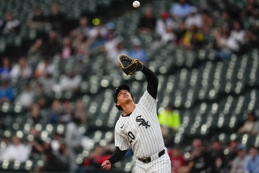 Chicago White Sox reinstate Miguel Vargas from the 10-day IL