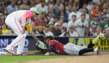 Diamondbacks Padres Baseball...