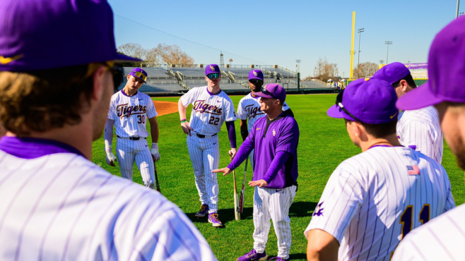 LSU to play in Live Like Lou Jax College Baseball Classic