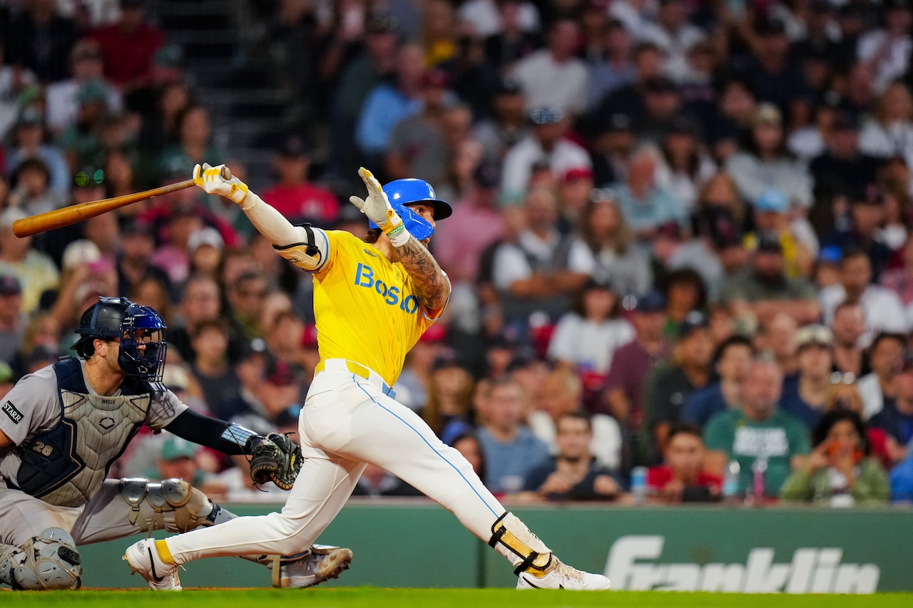 What Red Sox’ Jarren Duran told Ceddanne Rafaela after ninth-inning lineout