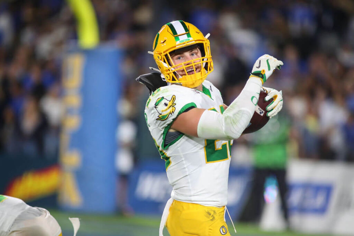 Oregon star Bryce Boettcher gave up football for baseball. Then he realized: Why not both?