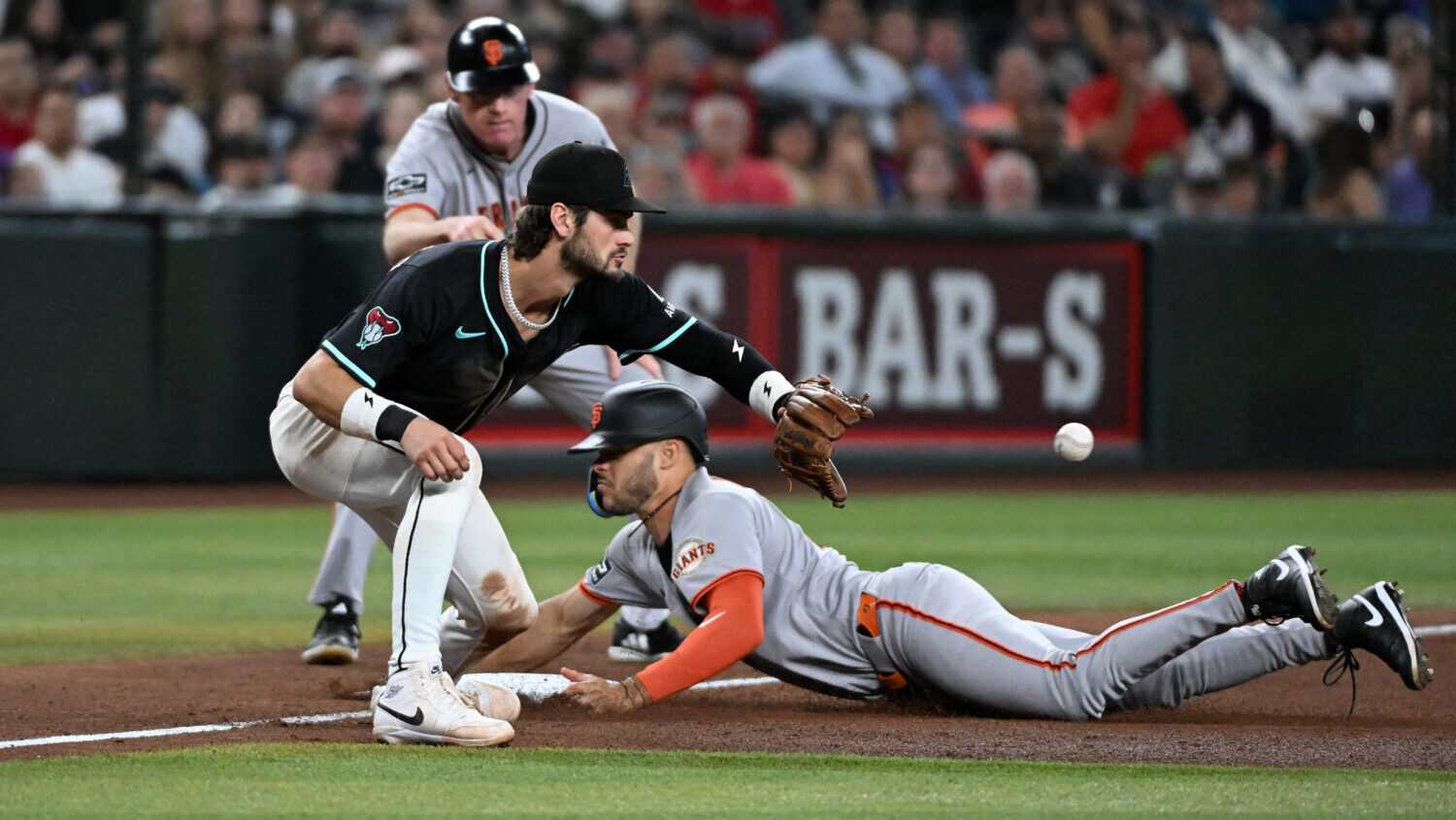 Diamondbacks collapse Giants series finale playoff push 2025...