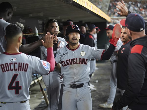 Guardians win for 10th time in 11 games, beat Tigers 7-5