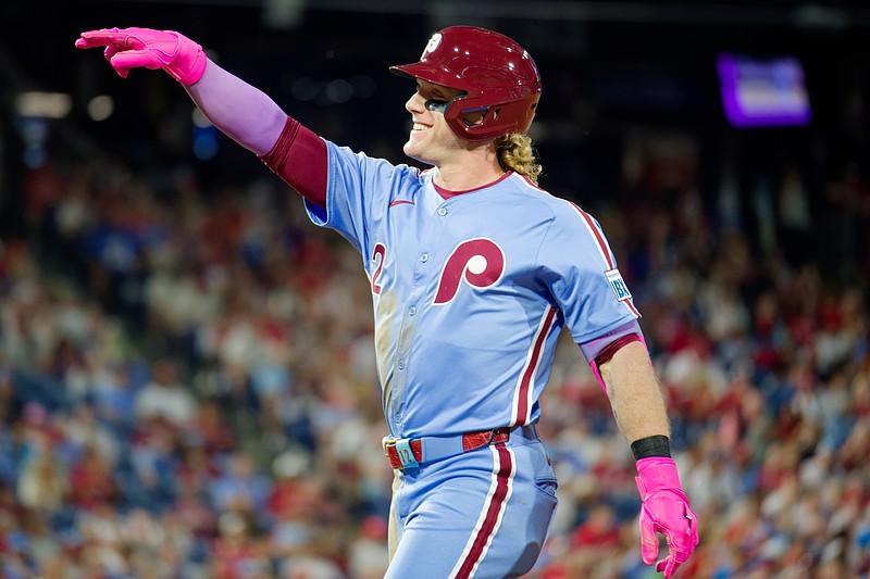 Aug 28, 2025; Philadelphia, Pennsylvania, USA; Philadelphia Phillies outfielder Harrison Bader celebrates hitting a single against the Atlanta Braves at Citizens Bank Park. (Grace Del Pizzo/On Pattison)
