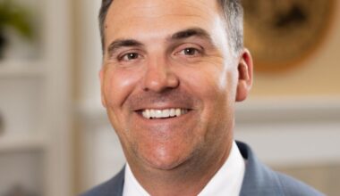 Rays sale to Patrick Zalupski group official