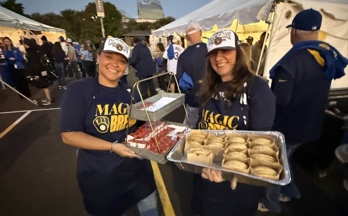 Brewers fans get free Pocket Pancakes at American Family Field