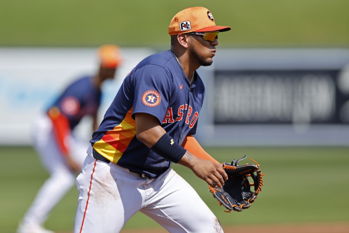 Isaac Paredes has "Outside Chance" to Return This Weekend - MLB News