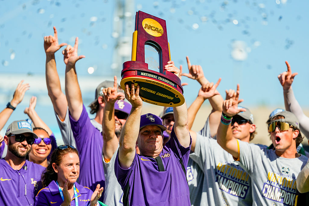 LSU Makes Jay Johnson Highest-Paid Coach in College Baseball