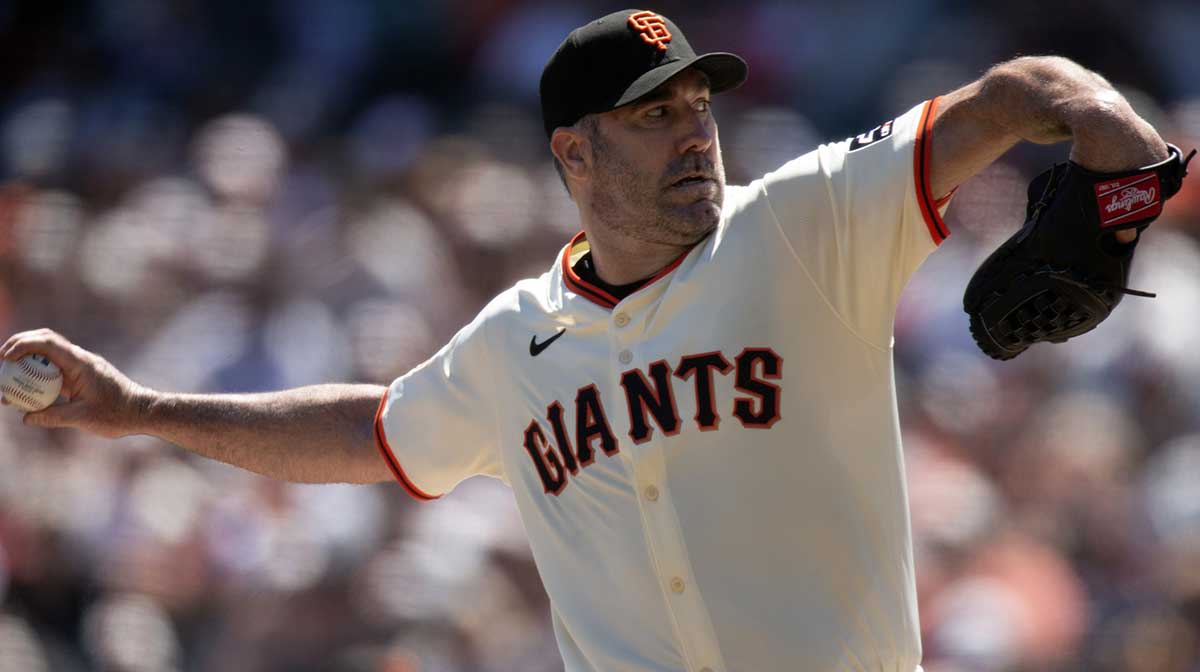 San Francisco Giants starting pitcher Justin Verlander (35) delivers a pitch against the Baltimore Orioles during the second inning at Oracle Park