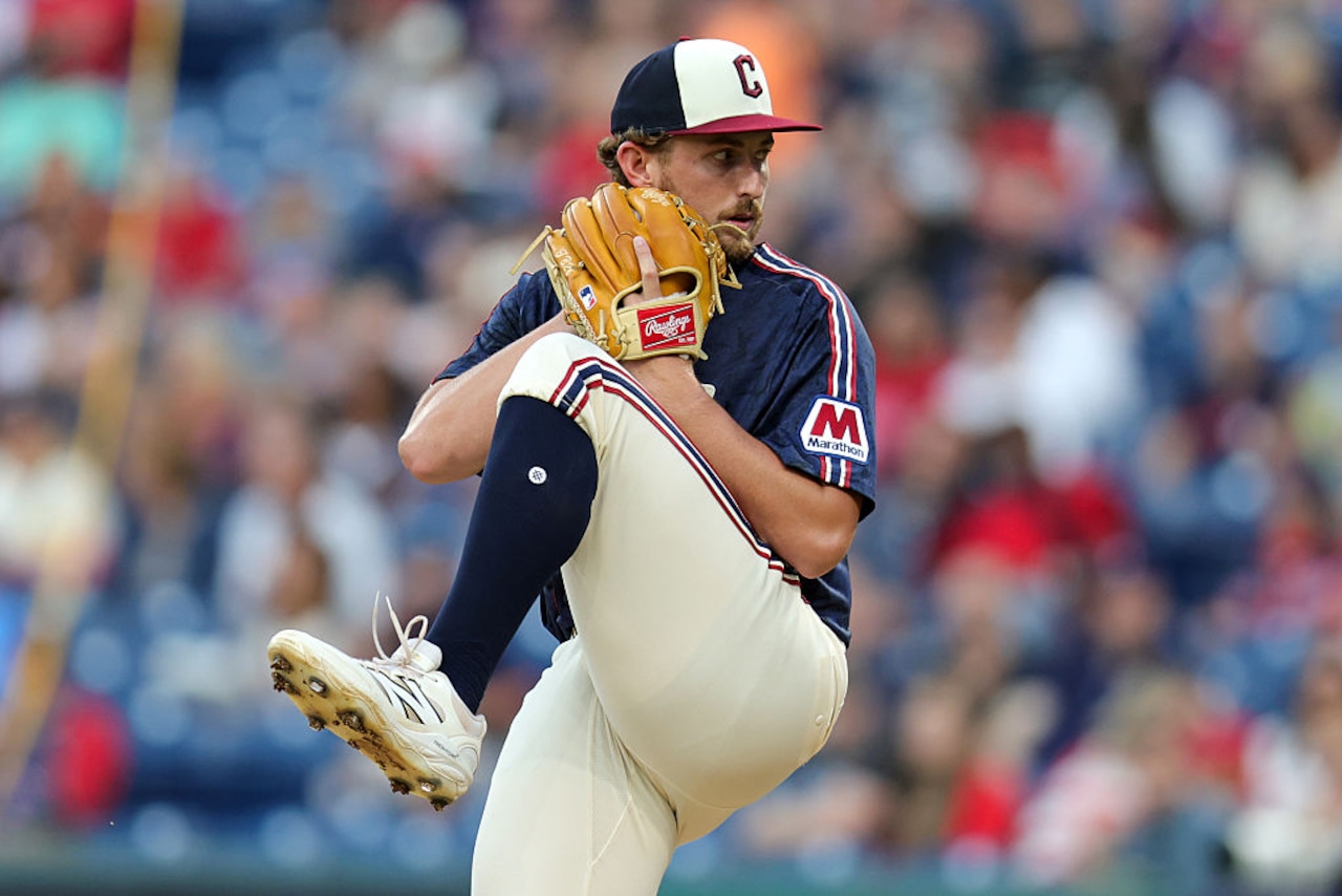 What three starters would Guardians use in a wild card series? Hey, Hoynsie!