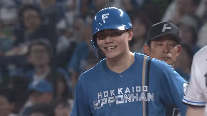 Hokkaido Nippon-Ham Fighters player Kotaro Kiyomiya © Pacific League TV