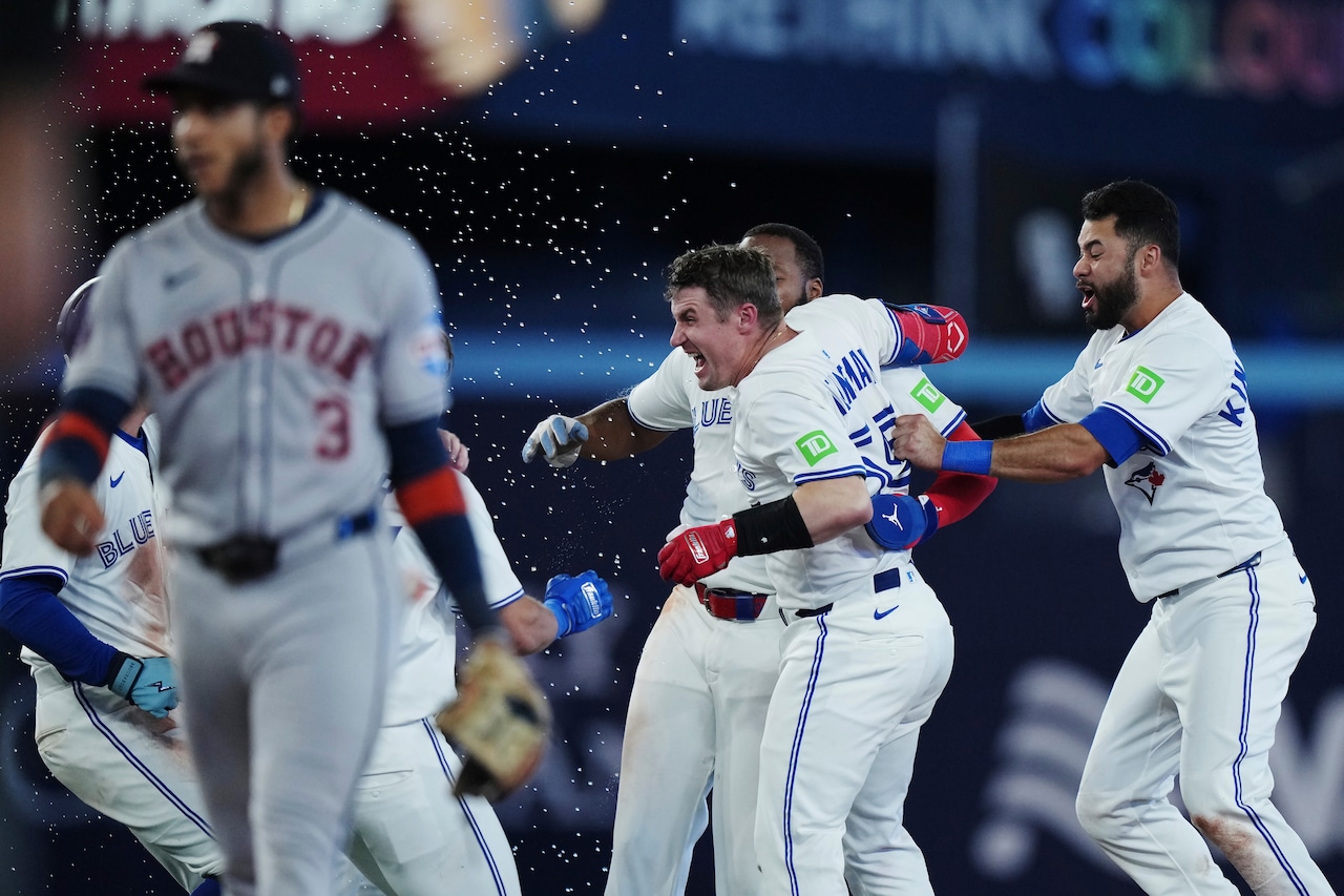 MLB magic numbers, tiebreakers: Blue Jays, Dodgers add to division lead (9/10/25)