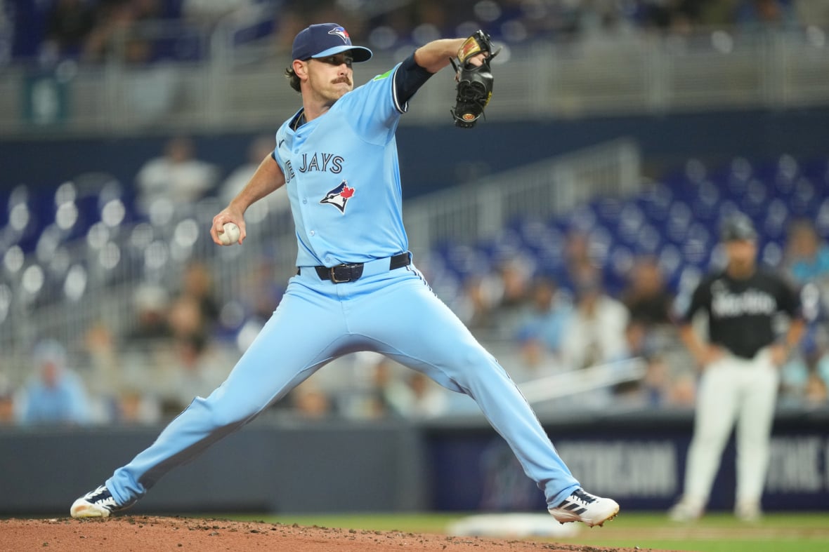 Blue Jays' Shane Bieber Projected To Make Bold Decision After Season