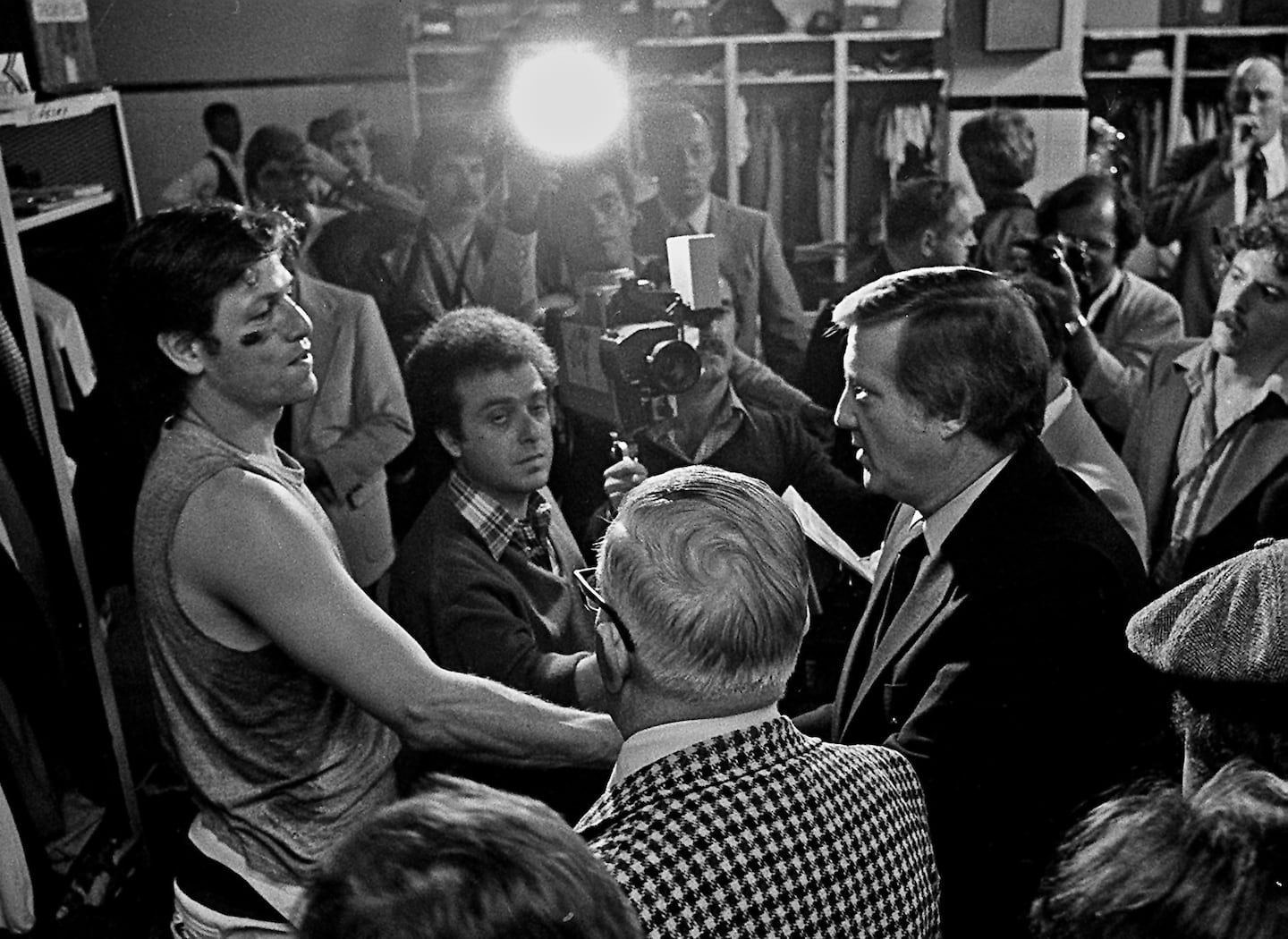 Yankees owner George Steinbrenner went into the Sox clubhouse after the tie-breaker and shook hands with Carlton Fisk.
