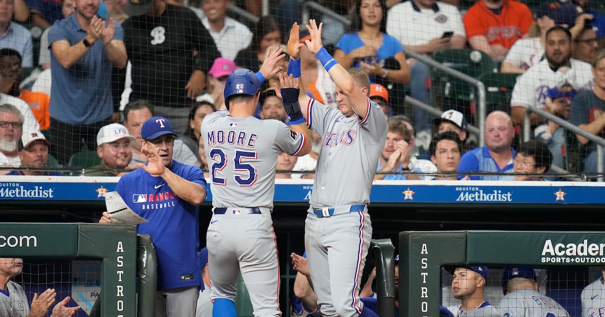 What has to happen for the Texas Rangers to clinch a playoff berth?