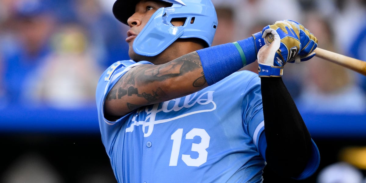 Perez’s 3-run homer leads Royals’ rout of Twins, 11-2