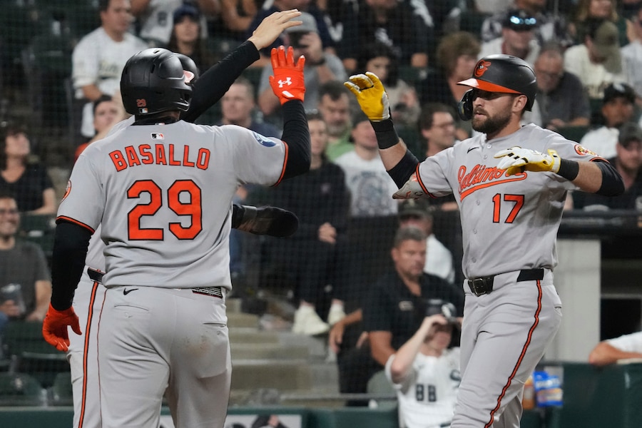 Colton Cowser homers, Kyle Bradish strikes out 9 in Orioles’ win over White Sox