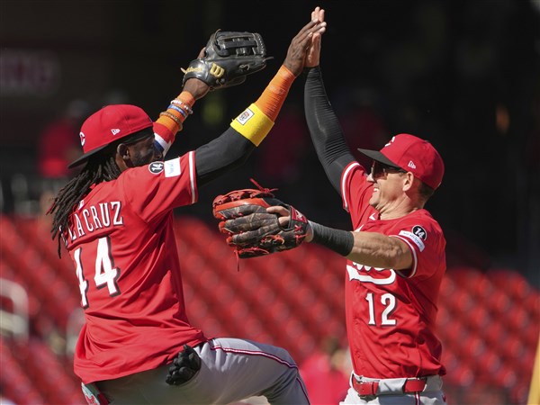 Spencer Steer homers as the Reds beat the Cardinals 6-2 in rubber game