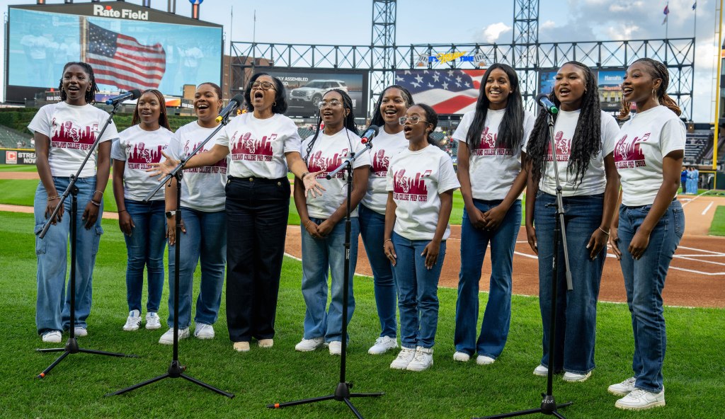Southland Prep singers serenade White Sox, Palos festival