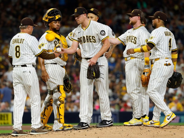 Nick Pivetta #27 of the San Diego Padres is pulled from the game in the sixth inning by manager Mike Shildt #8 against the Milwaukee Brewers in the second inning at Petco Park on Sept. 22, 2025 in San Diego, CA. (K.C. Alfred / The San Diego Union-Tribune)