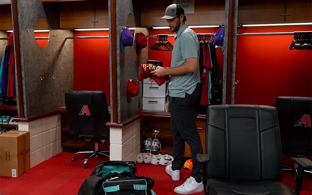 Diamondbacks players balance feelings of disappointment, optimism after missing postseason again