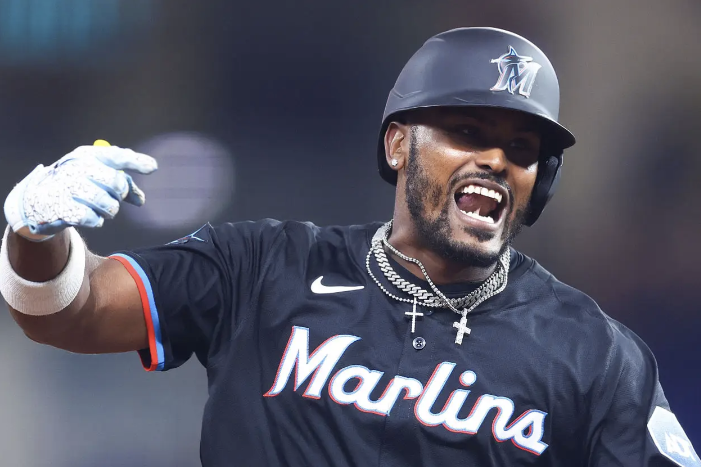 5 years removed from Marlins debut, Brian Navarreto blasts first career home run - Marlins