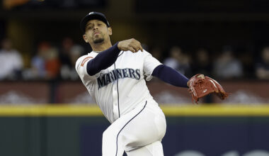 Seattle Mariners Leo Rivas...
