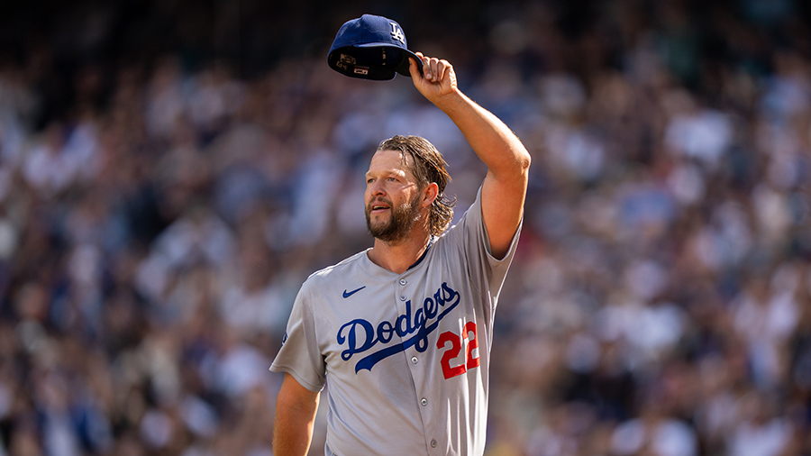 Seattle Mariners Los Angeles Dodgers Clayton Kershaw tips cap 2025...