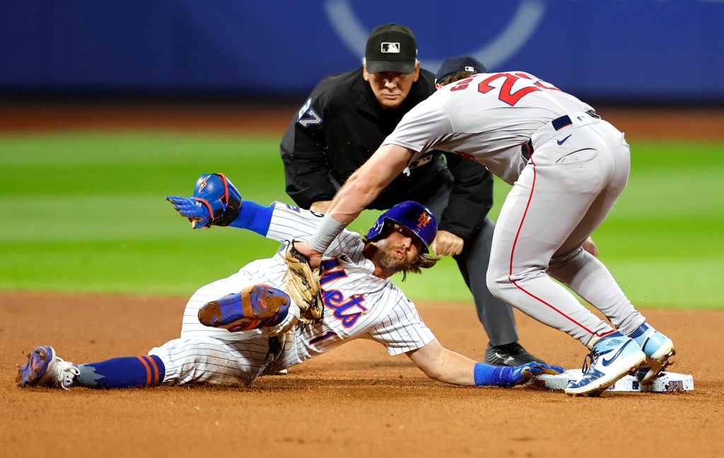 Future realignment shouldn't have to spell end of AL and NL