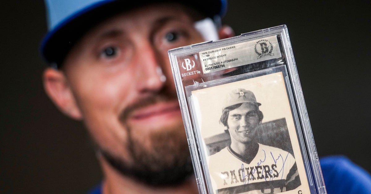 How the Rangers have bonded over love of a hobby spreading like wildfire — card collecting