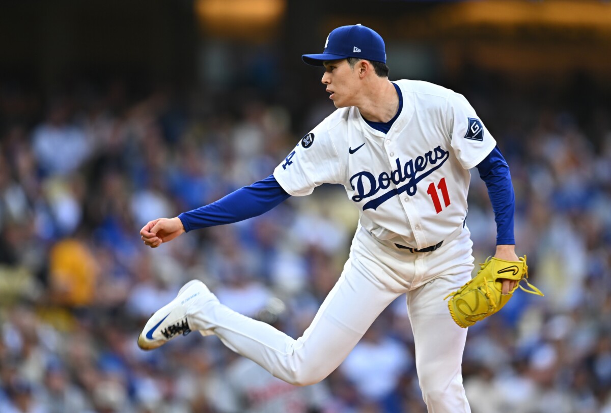 Dave Roberts on Roki Sasaki Returning to Dodgers This Season: 'Anything's Possible'