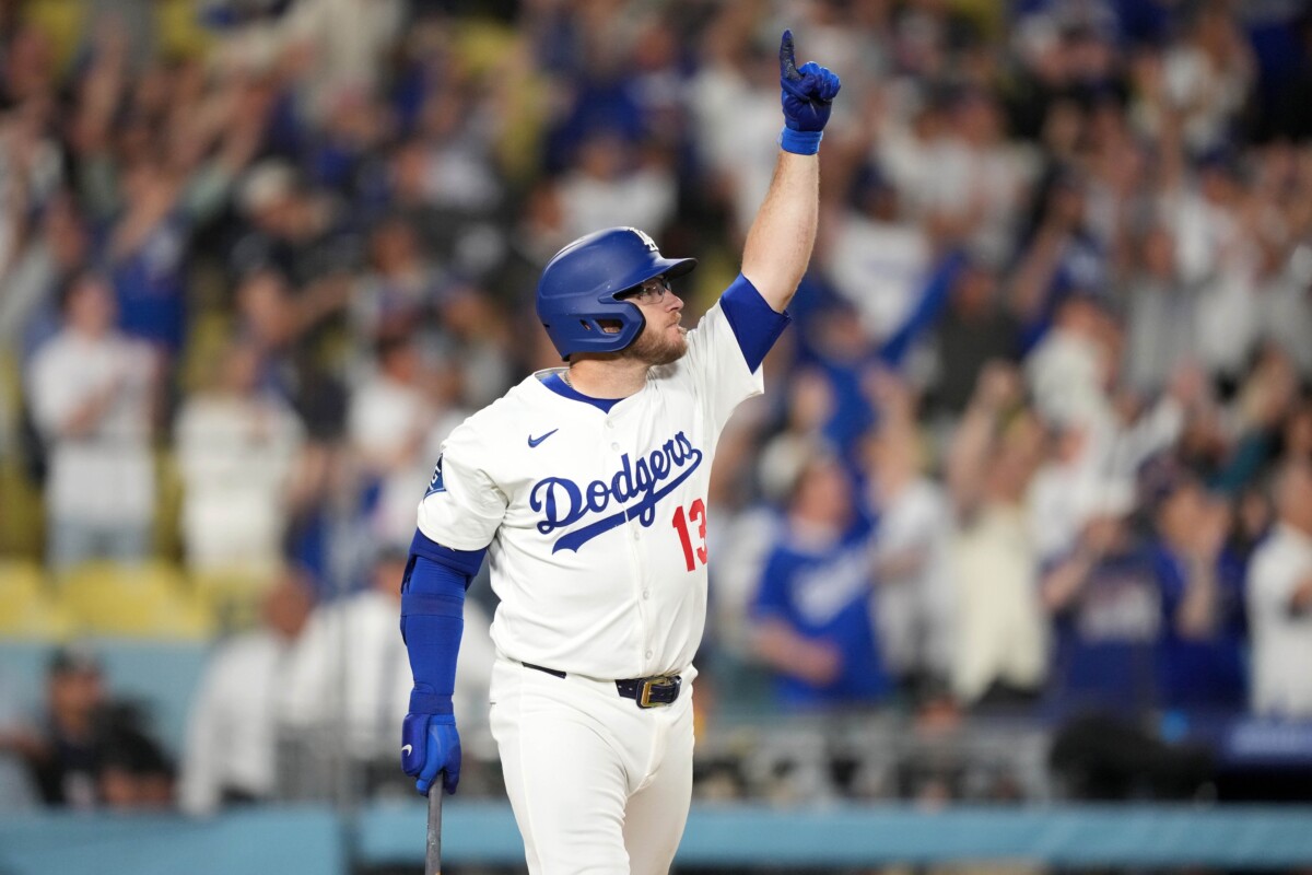 Dodgers 'Likely' to Pick Up Max Muncy's $10 Million Option, Says Insider