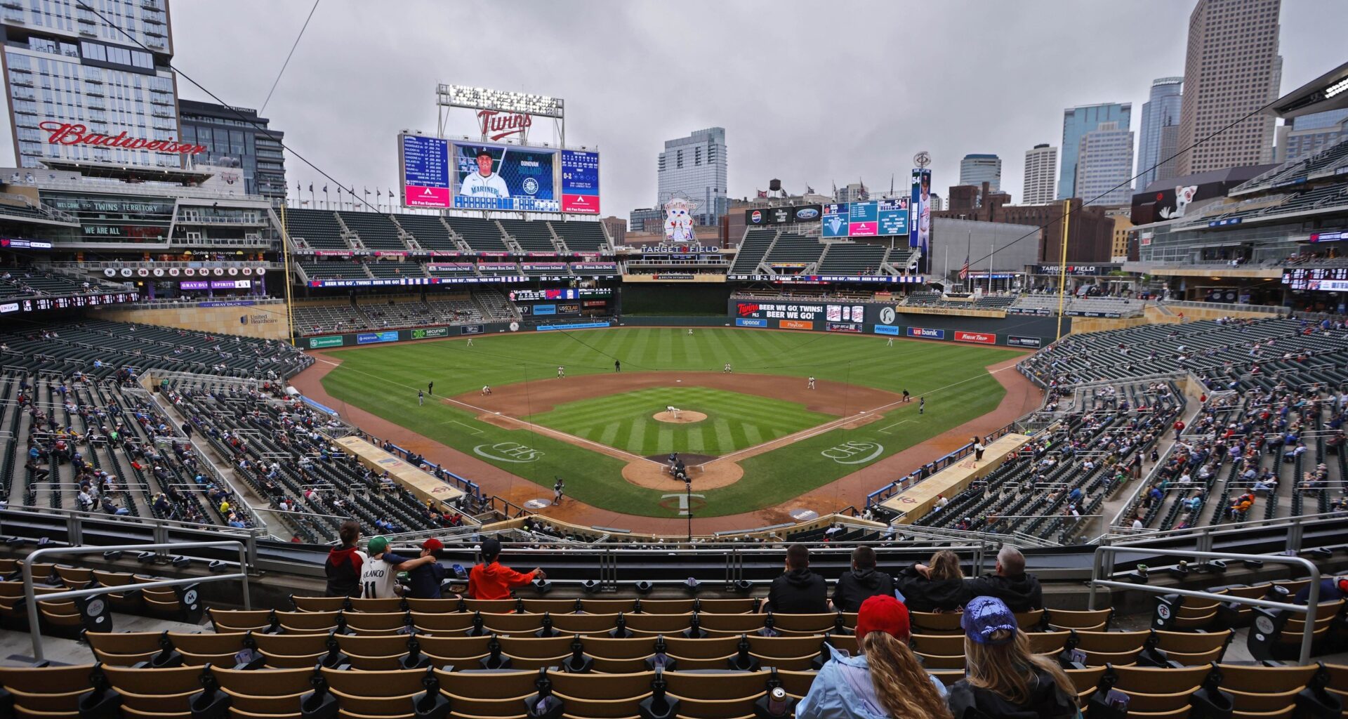 Sources: Twins Still Playing - Just For Fun