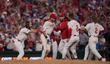 Phillies recover from Mets sweep, take out frustrations on Braves