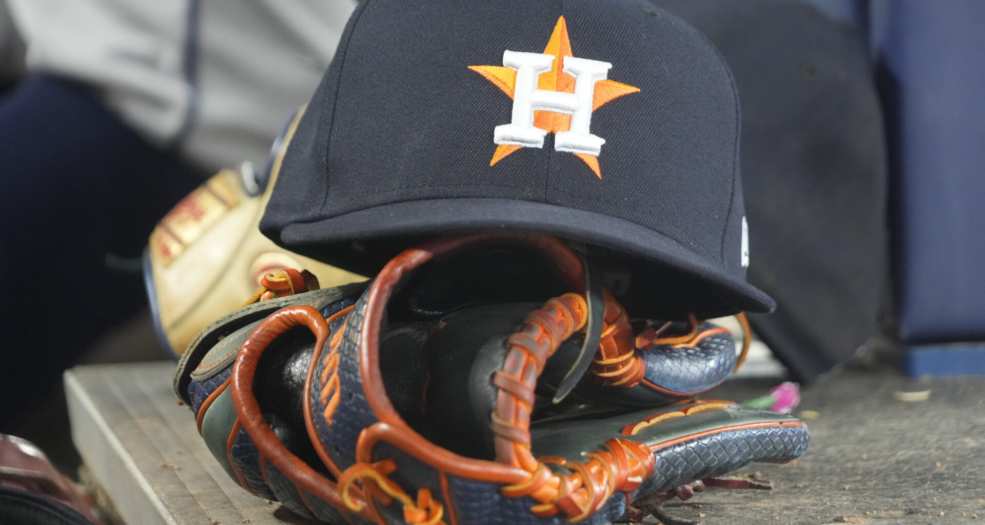 One Astro Becomes Very Important in Alvarez's Absence