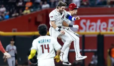 'It's getting real': Diamondbacks' walk-off win makes NL Wild Card spot a real possibility image