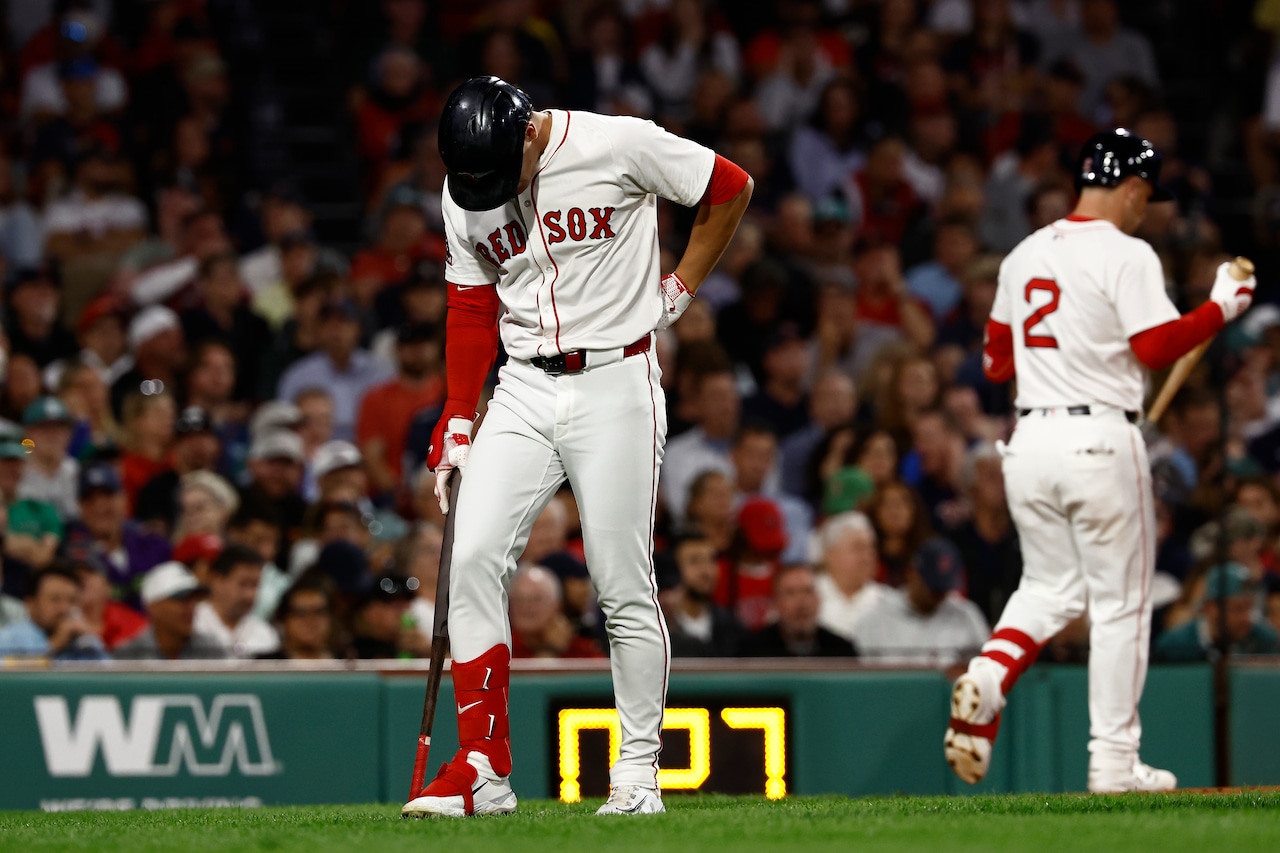 Roman Anthony injury: Red Sox recalling utility man with star rookie likely headed to IL