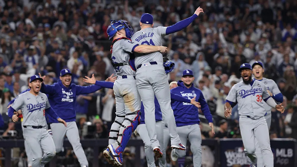Los Angeles Dodgers celebrate as the they defeat the New York Yankees - Getty Images