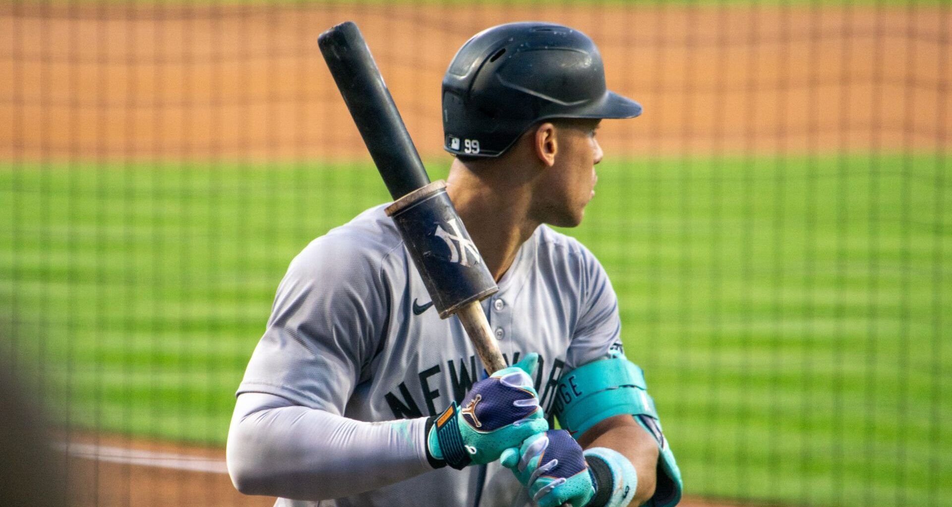 aaron judge new york yankees road jersey