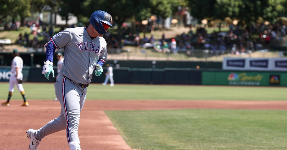 Pederson and Jung hit HRs, deGrom has 6 Ks as Rangers beat A's 9-6 to sweep series