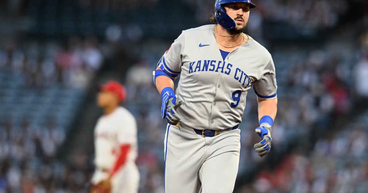 Pasquantino has HR and 3 RBIs, Witt gets 4 hits as Royals beat Angels 9-4