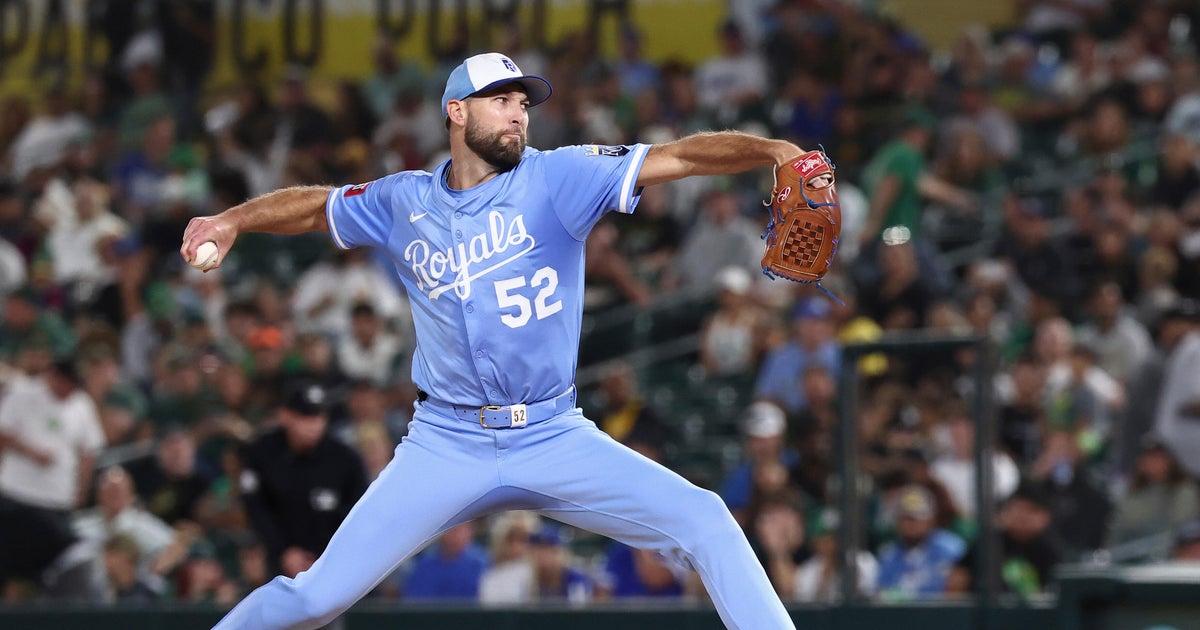 Wacha throws 6 shutout innings for 10th win as Royals top Athletics 4-2
