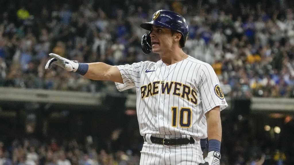 Brewers' Sal Frelick nominated for Roberto Clemente Award