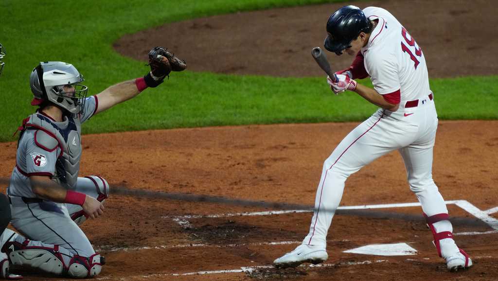 Red Sox rookie Roman Anthony leaves game with oblique tightness; will have MRI