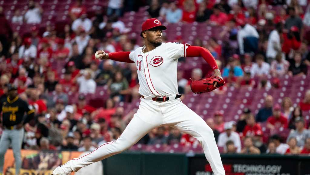 Reds rally to force extra innings but lose to Pirates for second straight night