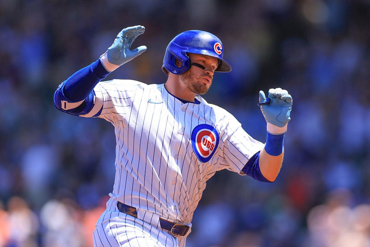 Ian Happ’s Beer Gesture to Chicago Cubs Fans Returns